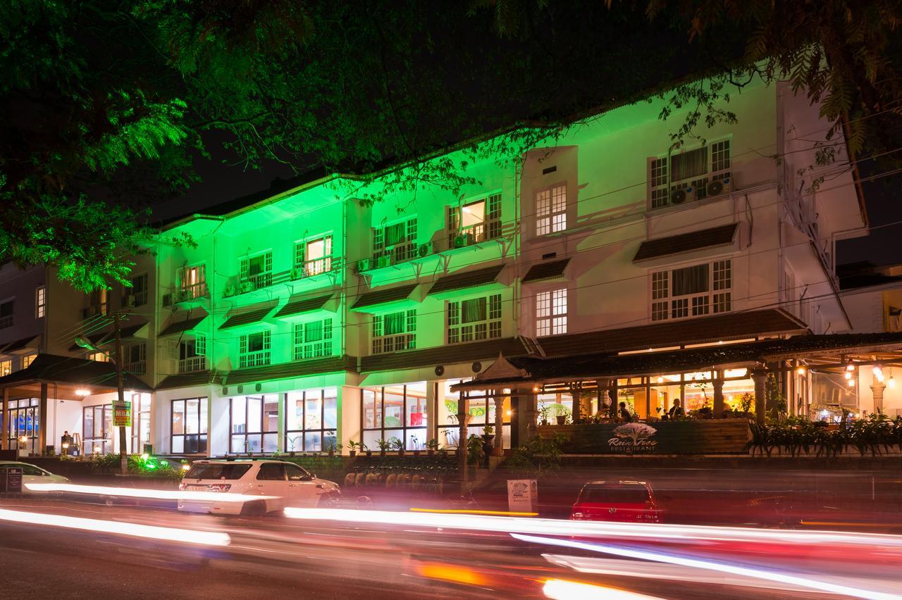 No. 18 Hotel Kochi Exterior photo
